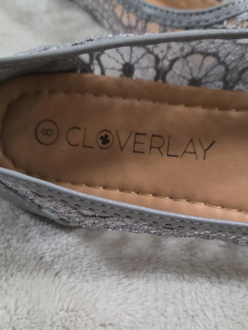 Cloverlay Women's Silver Lace Ballet Flats